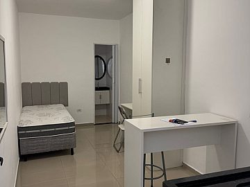 Kitnets Avenida Corifeu de Azevedo Marques